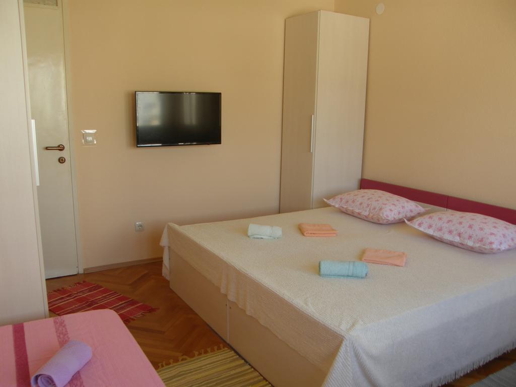Neva Rooms Spalato Esterno foto